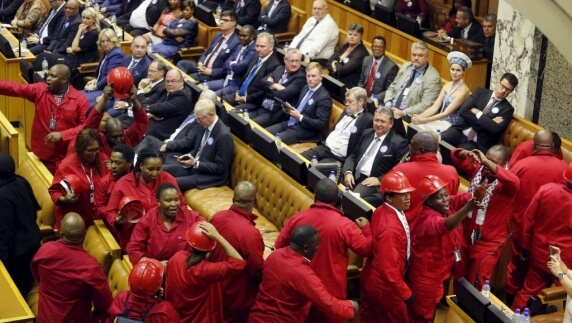 Les membres du parti EFF de Julius Malema