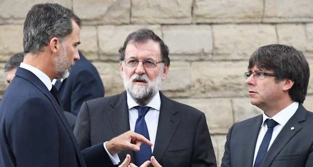 Felipe VI, Mariano Rajoy et Carles Puigdemont