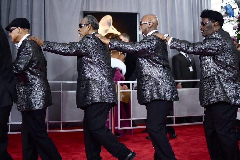 Le groupe de gospel "The Blind Boys of Alabama" à son arrivée pour la cérémonie des 60e Grammy Awards à New York