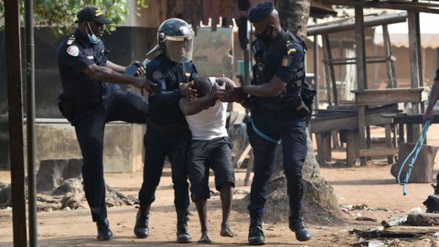 La police ivoirienne a arrêté plusieurs manifestants