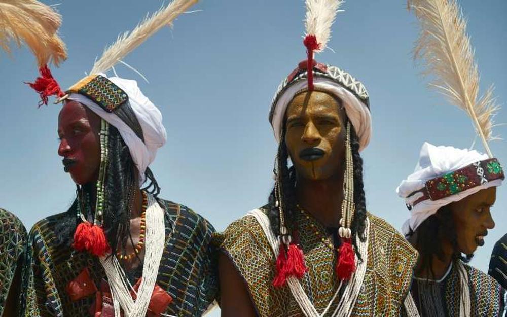 Des nomades Woodabe au festival de la Cure salée d'Ingall, dans le nord du Niger, le 16 septembre 2021
