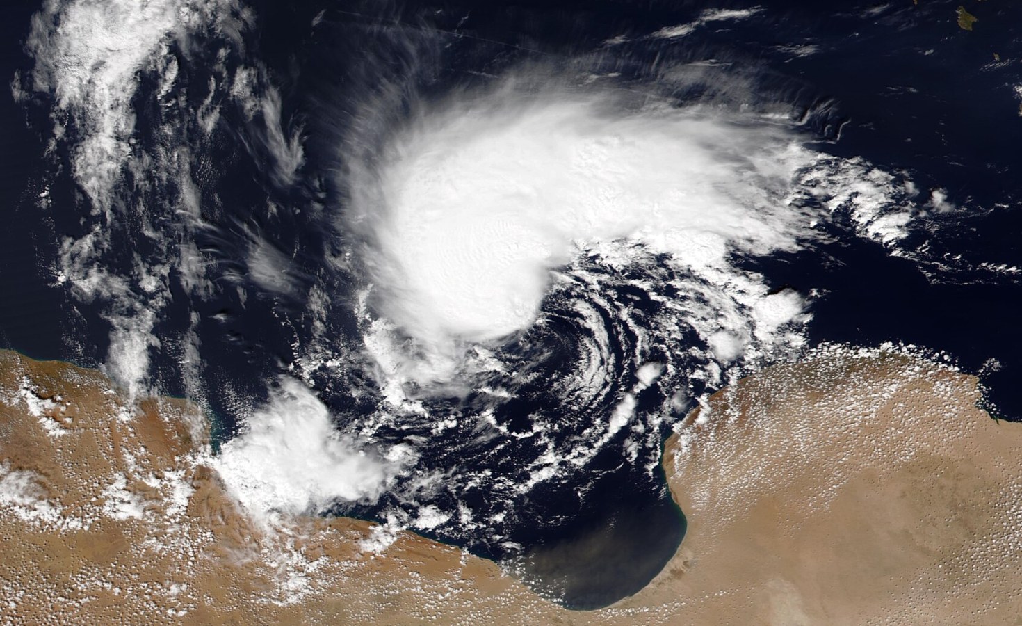 L'ouragan Daniel (également connu sous le nom de tempête Daniel) au nord de la Libye le 9 septembre 2023. | Imagerie VIIRS du satellite NOAA-20 / Wikimedia Commons (Public Domain)

