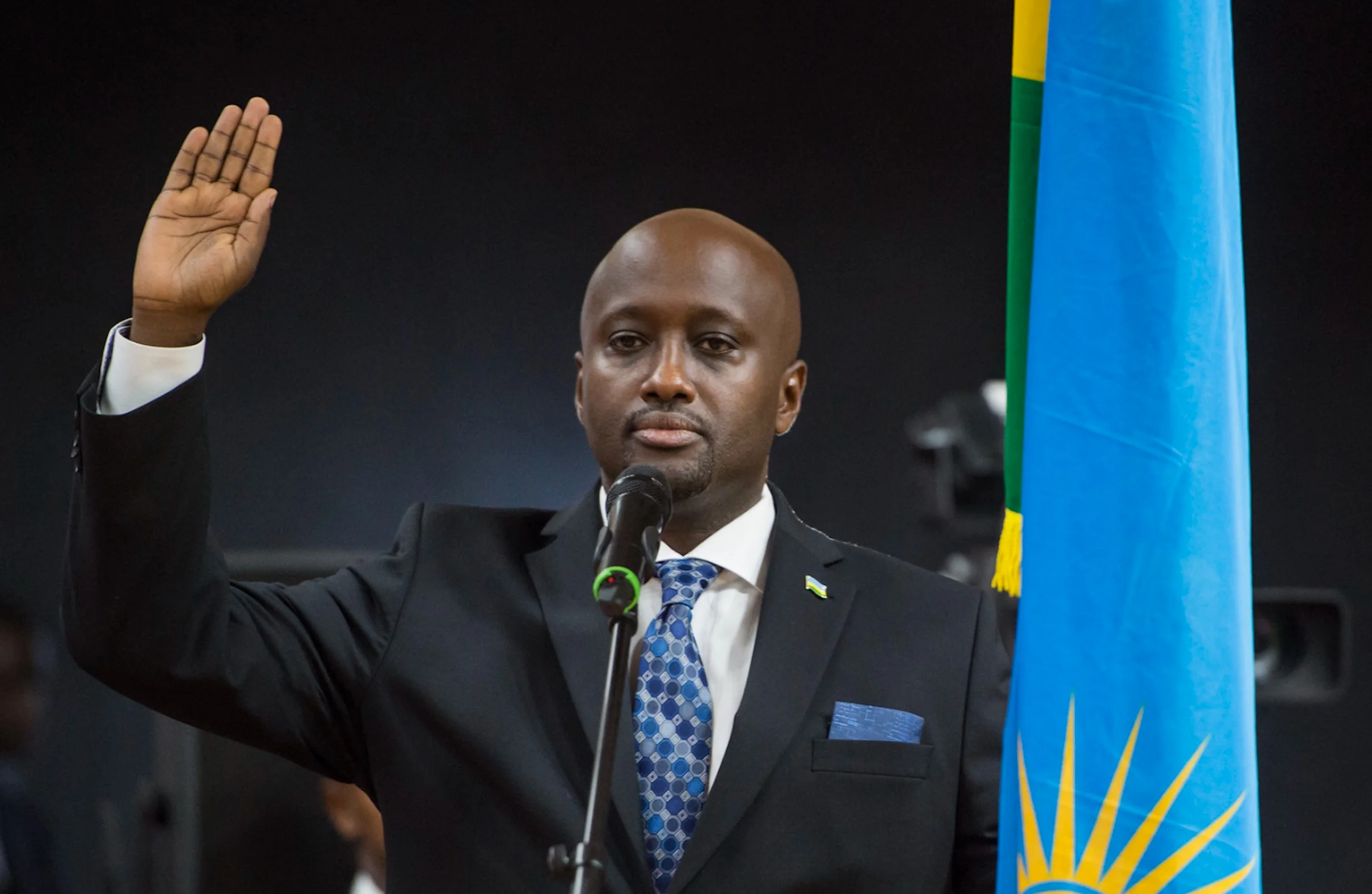 Olivier Nduhungirehe lors de la cérémonie de prestation de serment. 