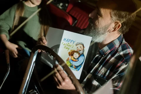 Souhaits de bonne fête des pères.